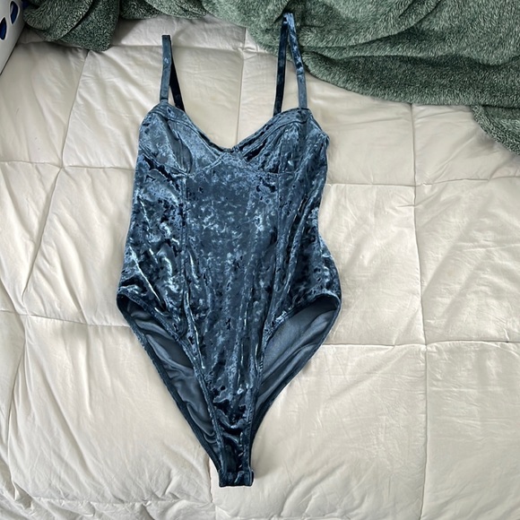perfect condition, never warn, bodysuits - Picture 1 of 1
